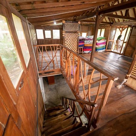 Villa Watu Kodok - Villa Located Close To The Beach Baron Luaran gambar